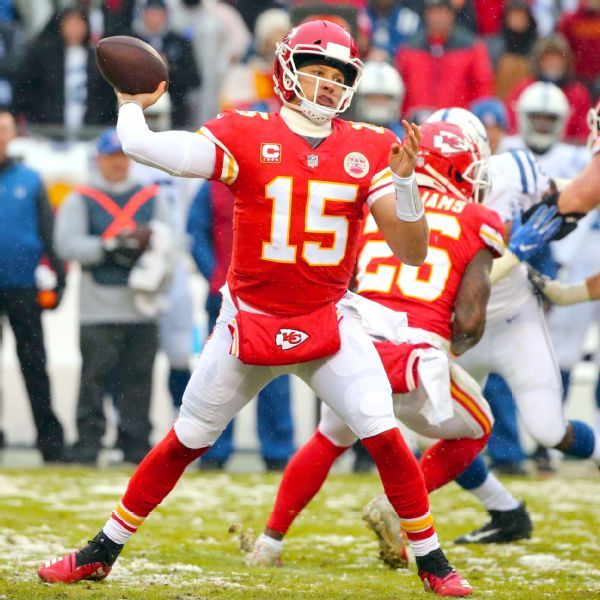 Chiefs dominate Colts, advance to AFC title game