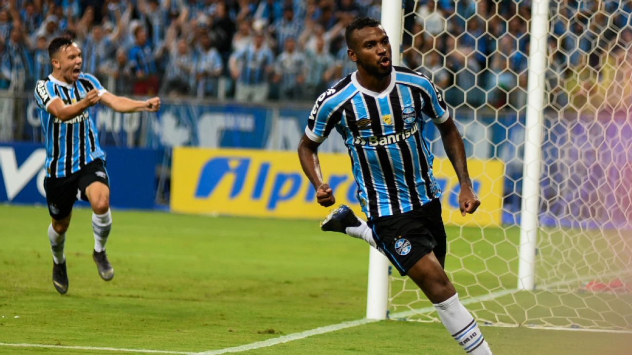 Léo Gomes não deve mais jogar pelo Imortal