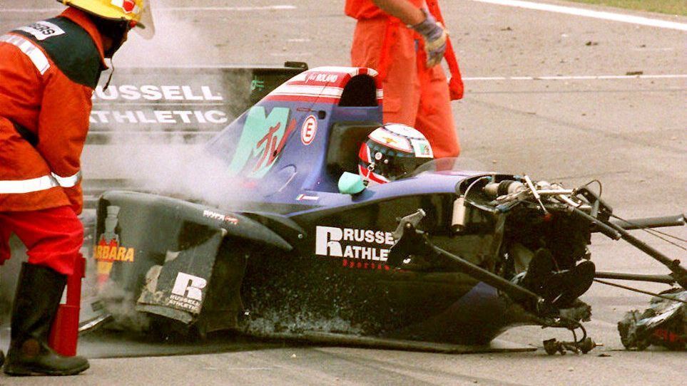 The aftermath of Senna s death at Imola - Knee-jerk 