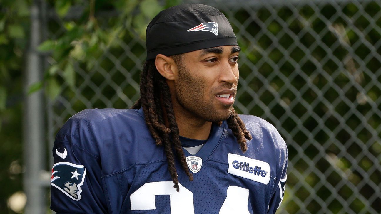 Mac Jones' contract, Stephon Gilmore resolution on Patriots' to-do list -  ESPN - New England Patriots Blog- ESPN