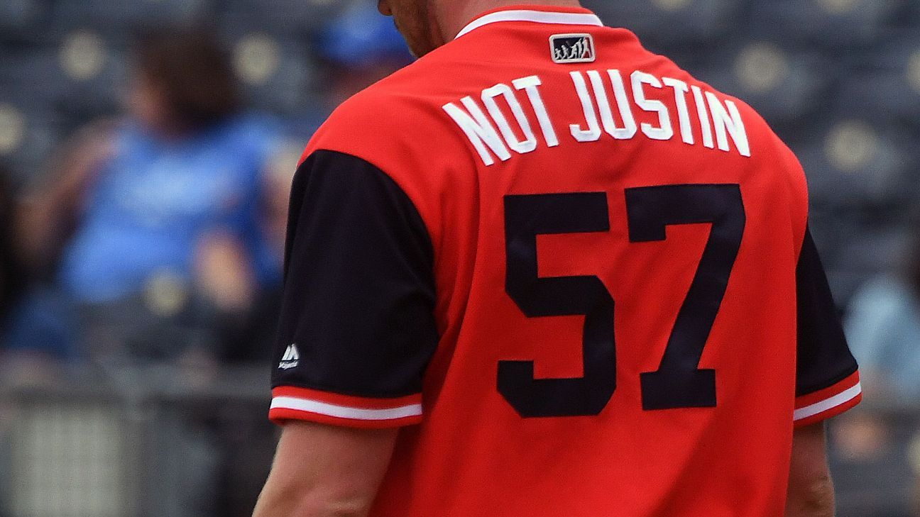 Justin Bieber Wears 'Not Shane Bieber' Shirt As His Bromance With MLB  Pitcher Intensifies