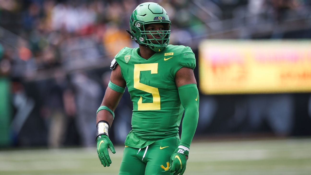 Oregon defensive end Kayvon Thibodeaux drafted No. 5 by the New