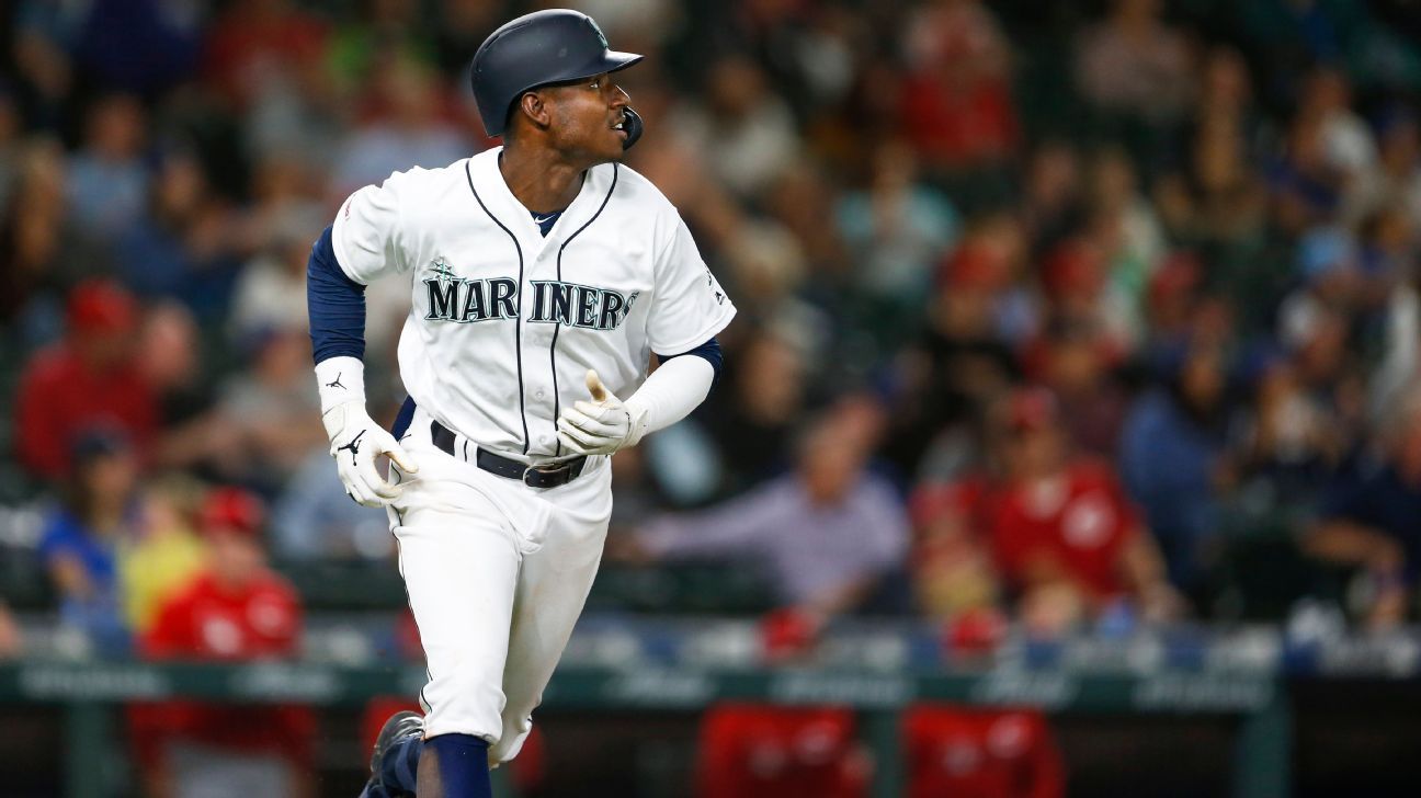 Seattle Mariners place Kyle Lewis on 10-day IL with knee bruise - ESPN