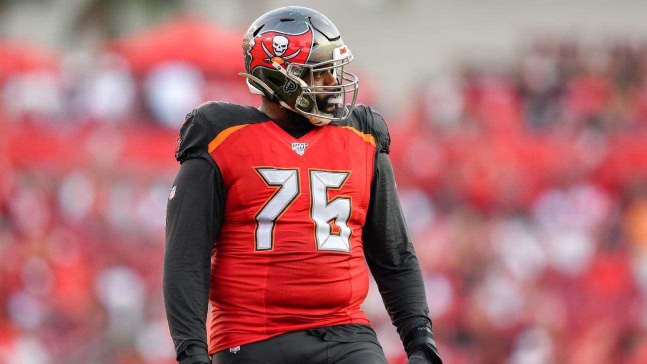 NFL: Donovan Smith discusses Bucs' offensive line depth