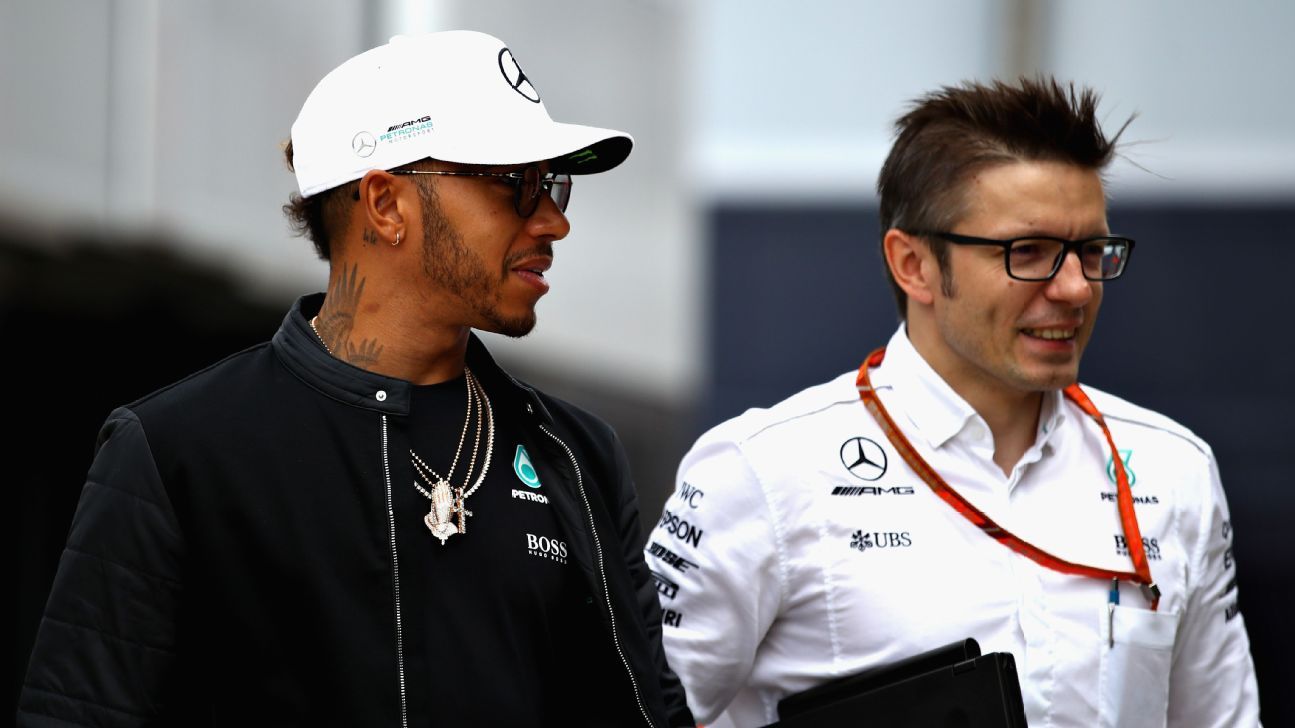 Lewis Hamilton with his race engineer Peter Bennington