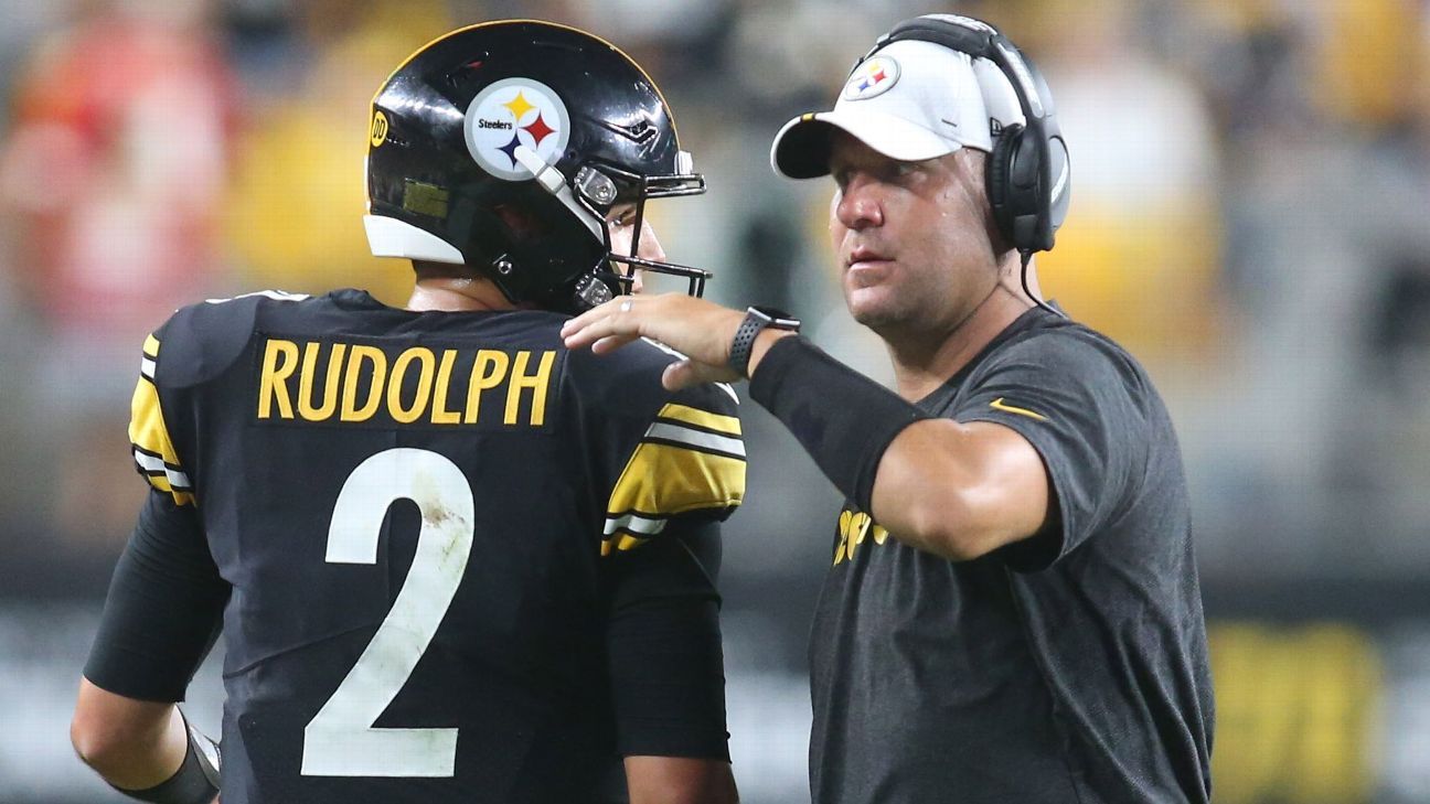 Steelers' coach Tomlin defends Rudolph, agent hints at legal