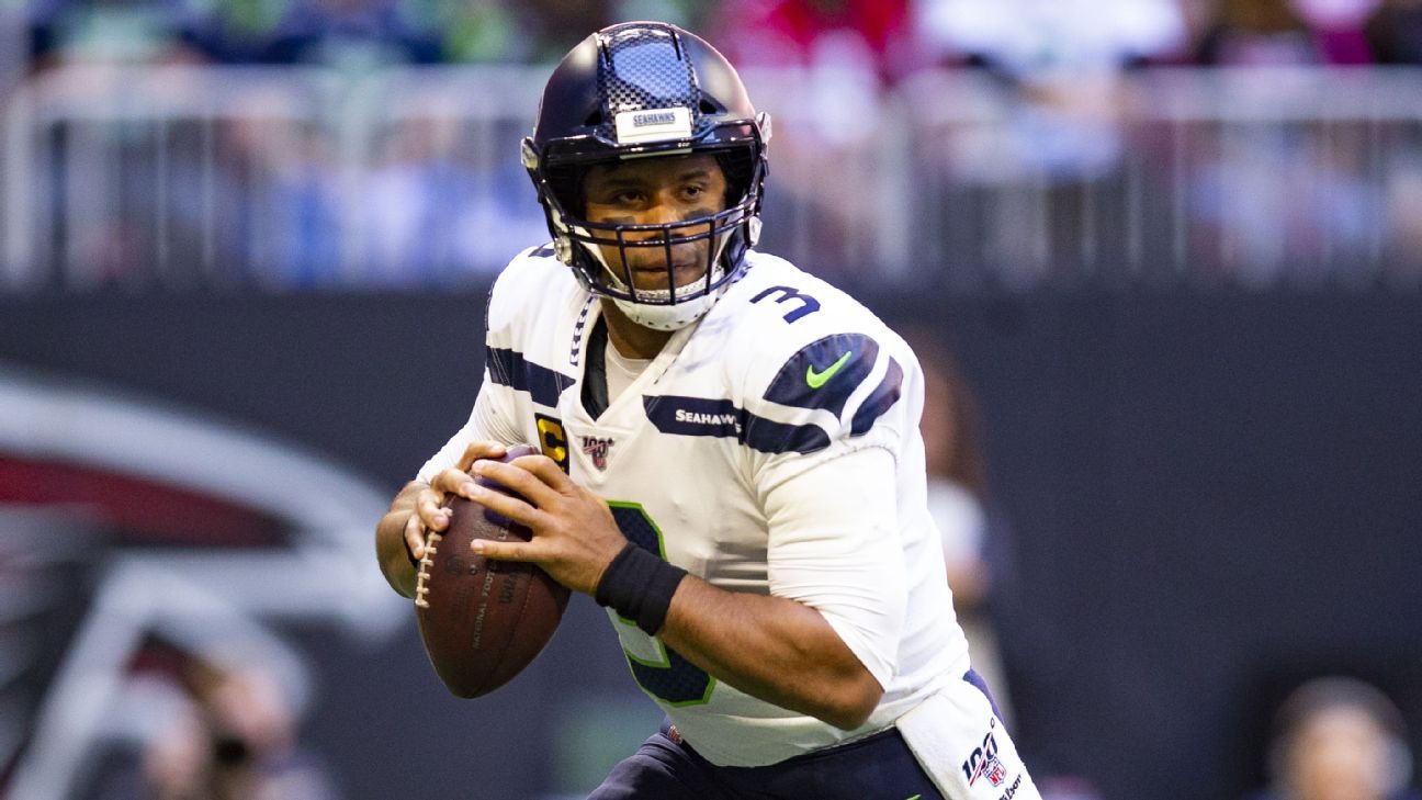 Russell Wilson is lobbying for these Seahawks throwbacks, and we