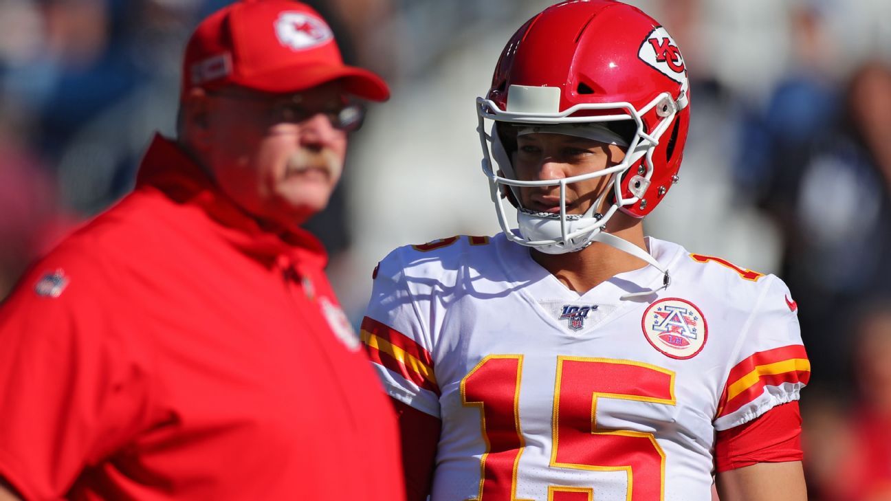 Patrick Mahomes working on new trick throw ahead of Chiefs vs Colts playoff  game, NFL, Sport