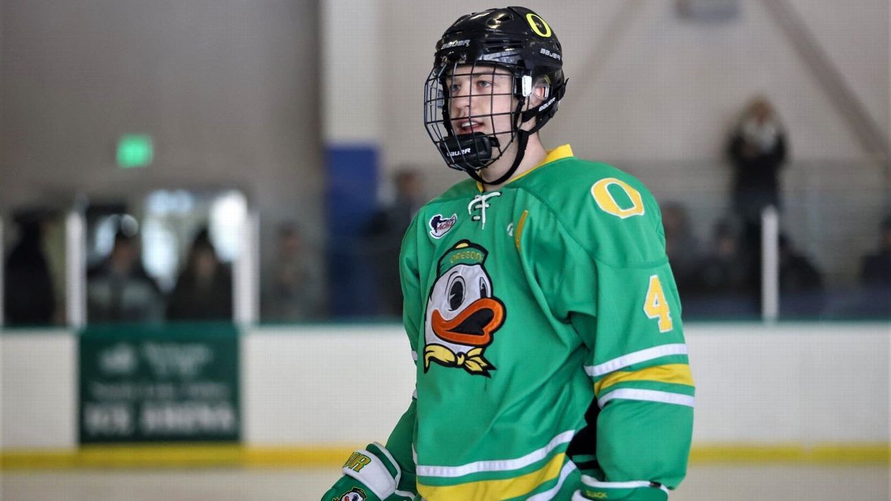 Ranking the best club hockey jerseys for bowl-bound schools - Why Oregon is  No. 1
