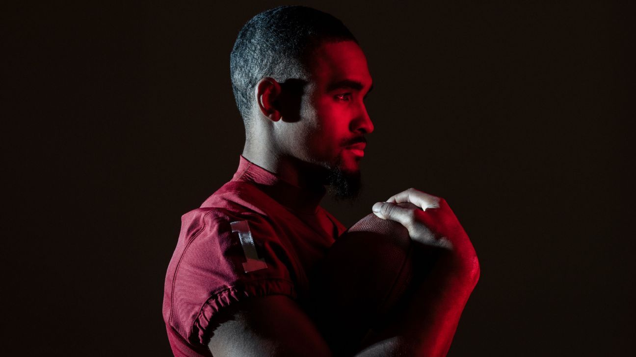 How Jalen Hurts has proven to be the most selfless man in college