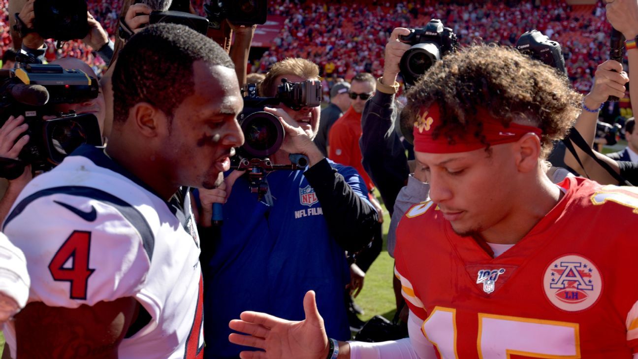 ESPN - Baby Deshaun Watson and Patrick Mahomes 👶 ❤️