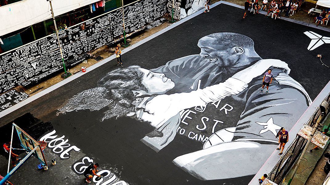 Kobe and Gianna Bryant a tribute at Manila s famed basketball court ESPN