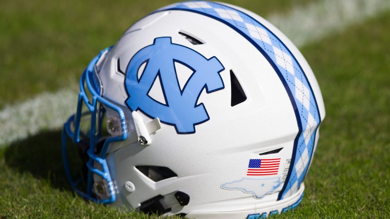 5⭐ DL Travis Shaw Highlights  The #1 DL has committed to play for North  Carolina Tar Heels (WRE) 