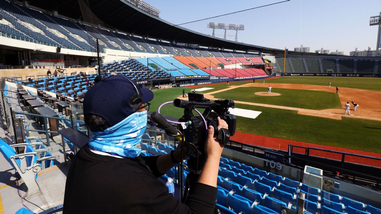 Baseball back as professional sports return to South Korea