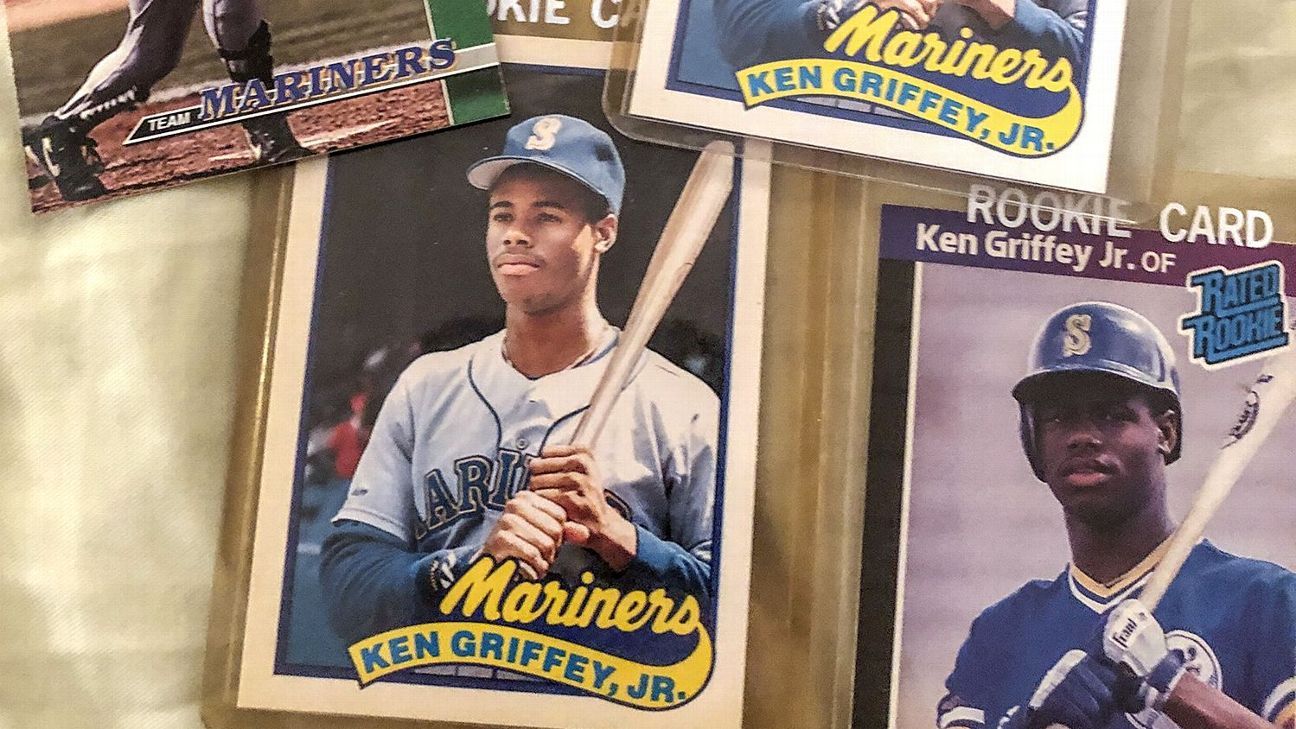 Baseball Cards and Nostalgia. Are baseball cards back?