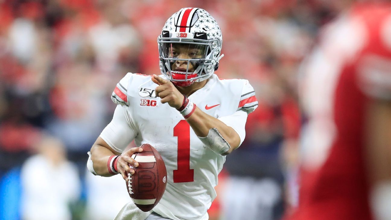 Ohio State QB Justin Fields Not Talking About His Knee Today - The