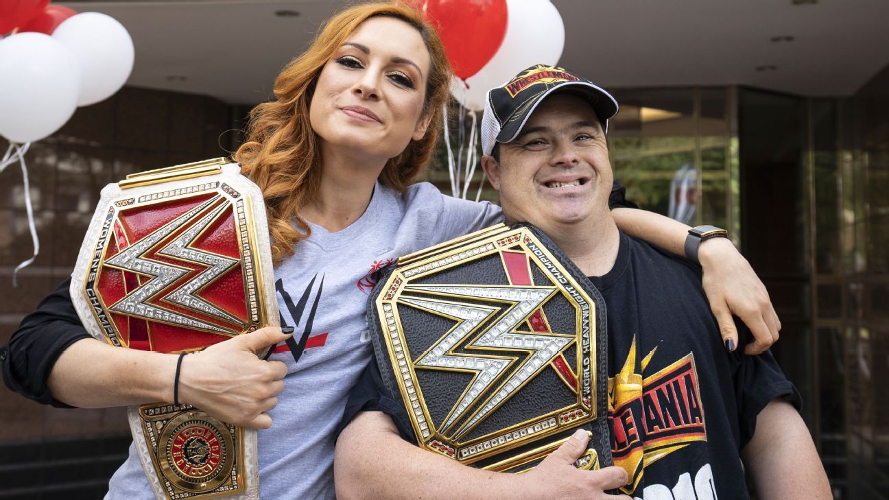 Becky Lynch Pregnant: WWE Star Expecting 1st Baby With Seth