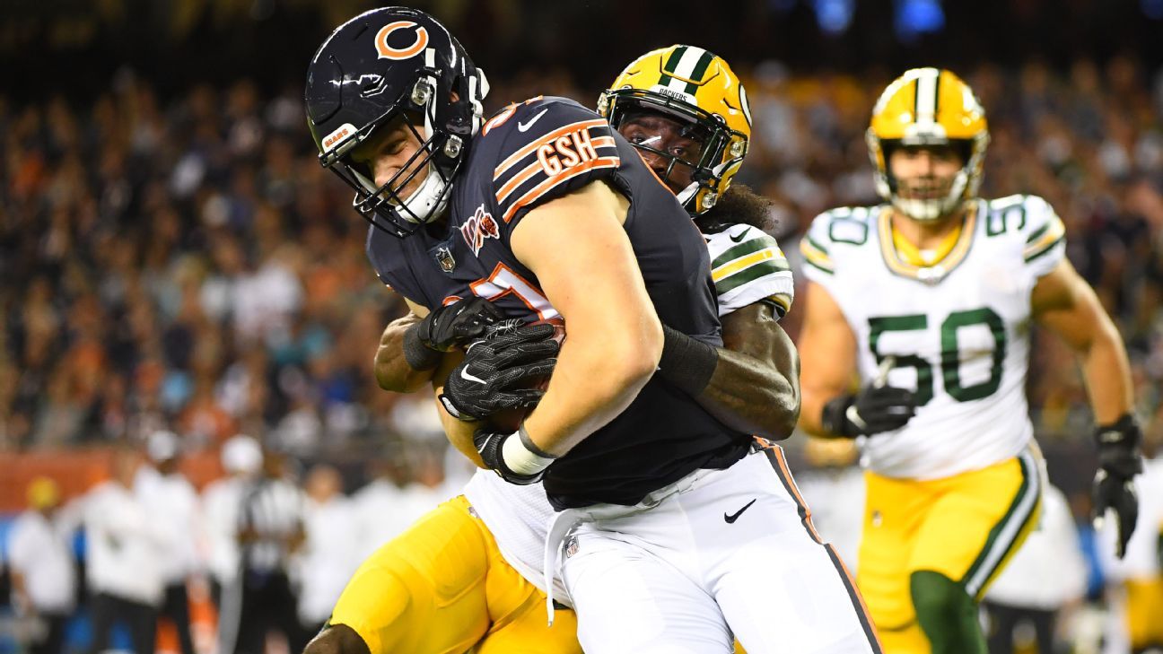 Miami Dolphins trade for Bears TE Adam Shaheen in low risk move