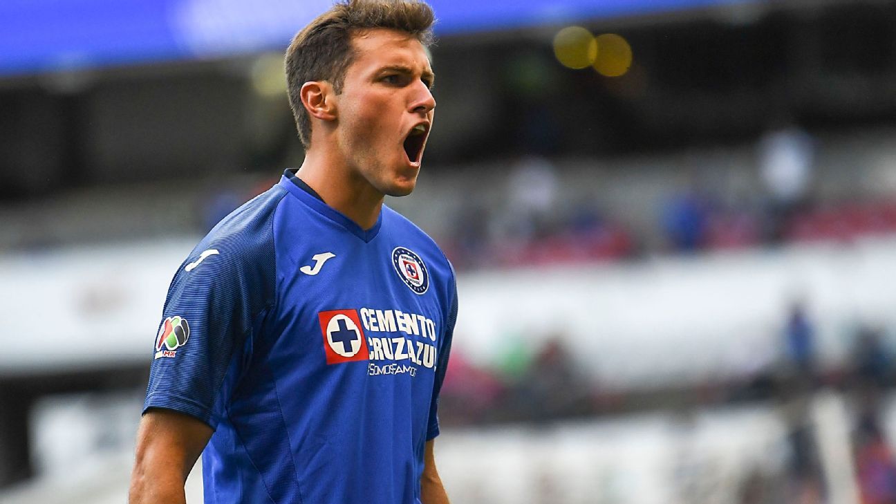 'Chaco' convenció a Santiago Giménez de no irse de Cruz Azul