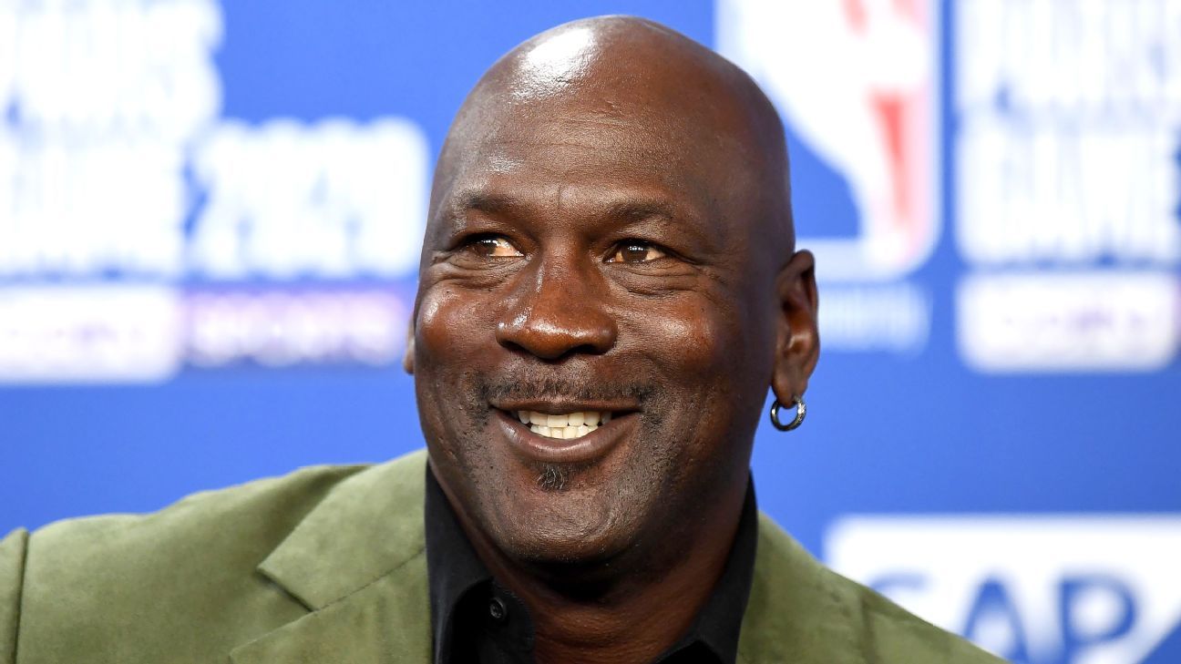 michael-jordan-takes-equity-stake-in-draftkings-becomes-adviser-espn