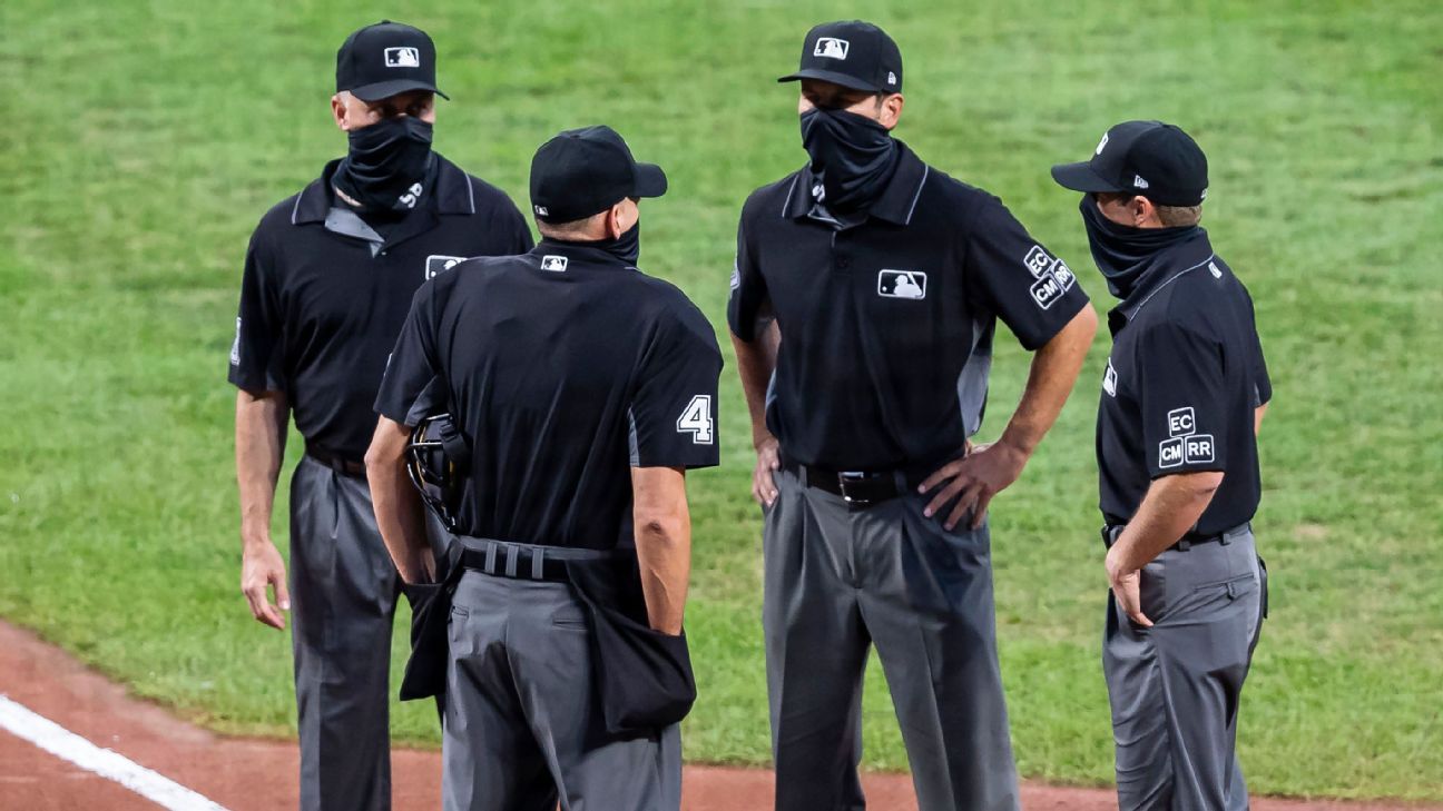 Ex-Red Sox prospect in bizarre social media smackdown with MLB umpire 