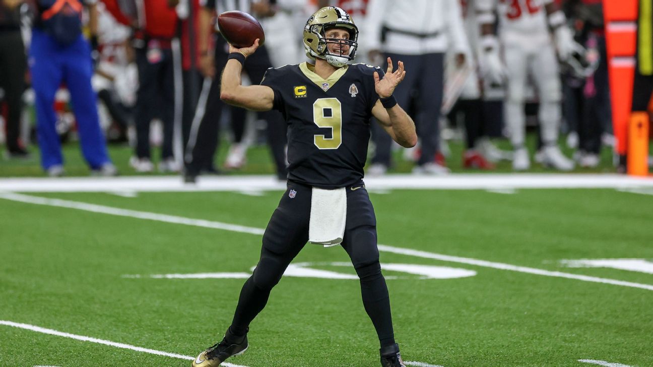 Saints' Drew Brees breaks Brett Favre's NFL record for completions