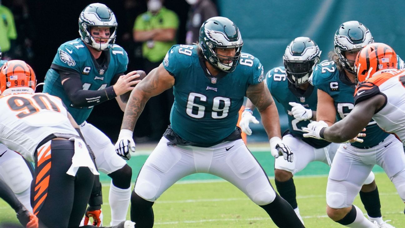 Philadelphia Eagles offensive guard Matt Pryor (69) runs a drill