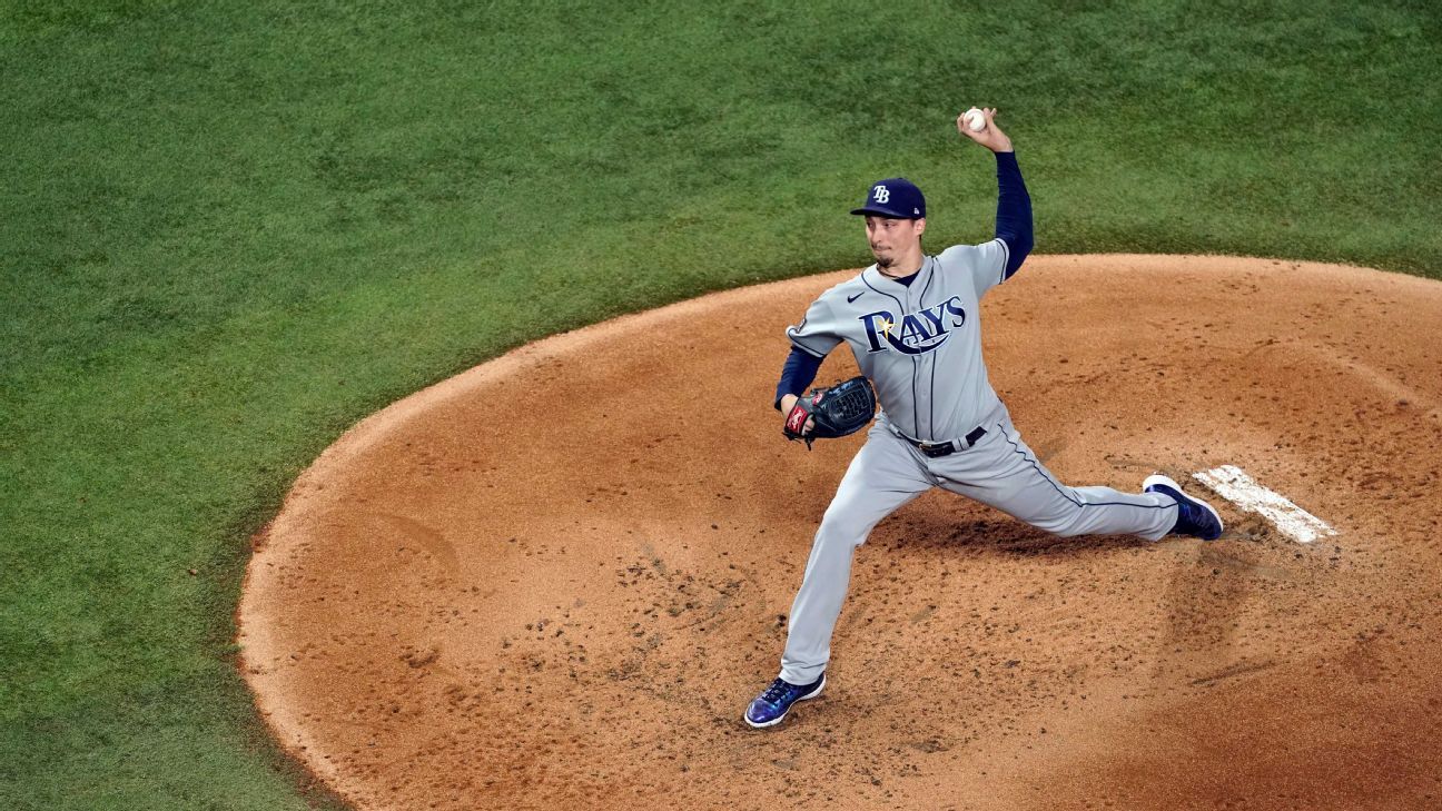 Padres finalize deal acquiring ace Blake Snell from Rays