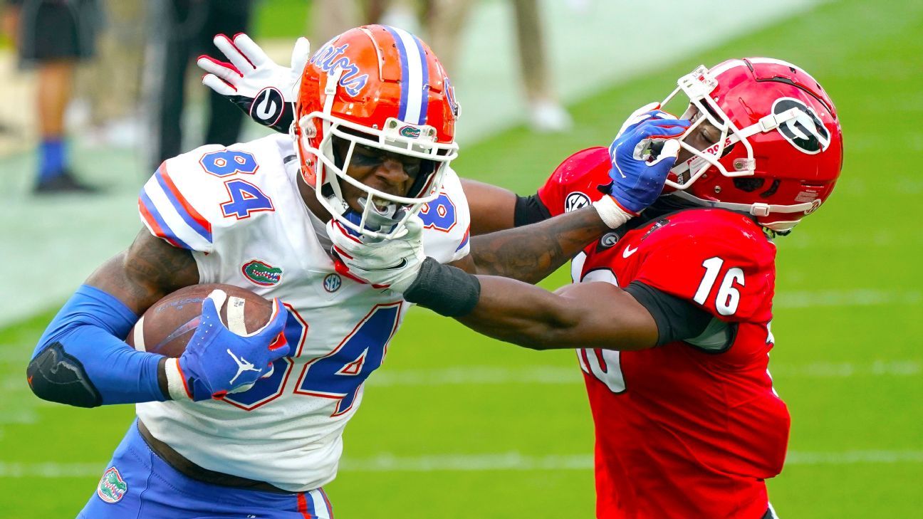 Kyle Pitts Florida Gators Unsigned Running Photograph