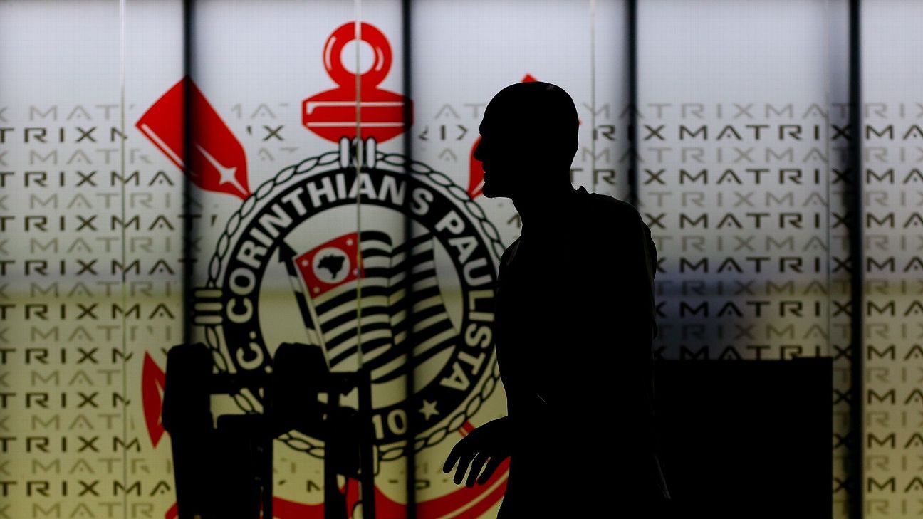 Diretor do sub-23 do Corinthians explica contratações, revela valores e ...
