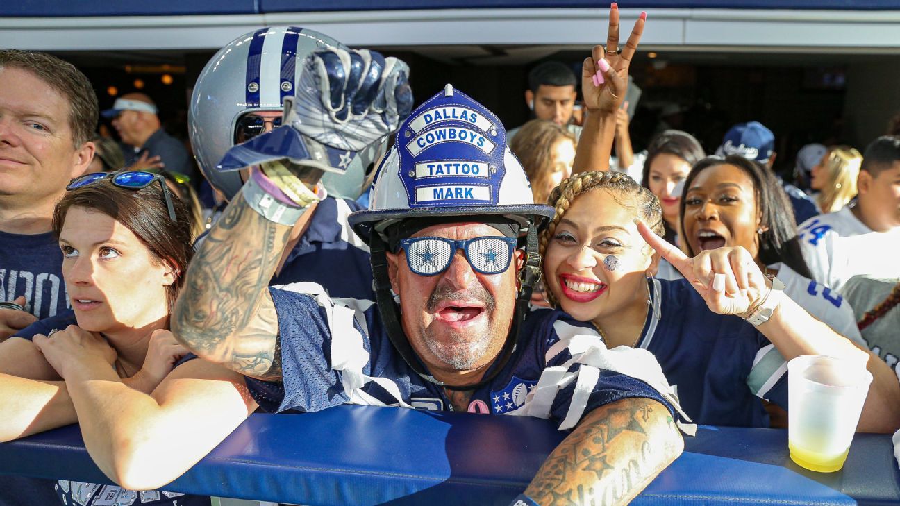 More fans at Dallas Cowboys' games? Why that's concerning amid rising  COVID-19 numbers - ESPN