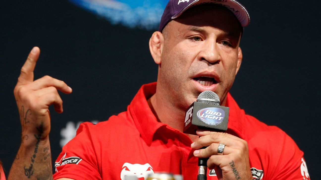 Wanderlei Silva anuncia ‘bandeira branca’ e faz as pazes com o UFC