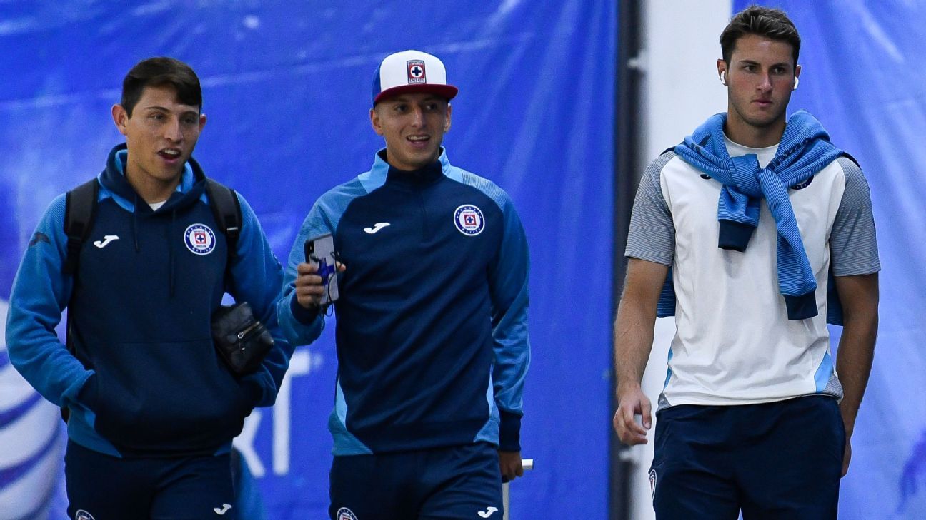 Cuatro jugadores del actual plantel de Cruz Azul no habían nacido en el