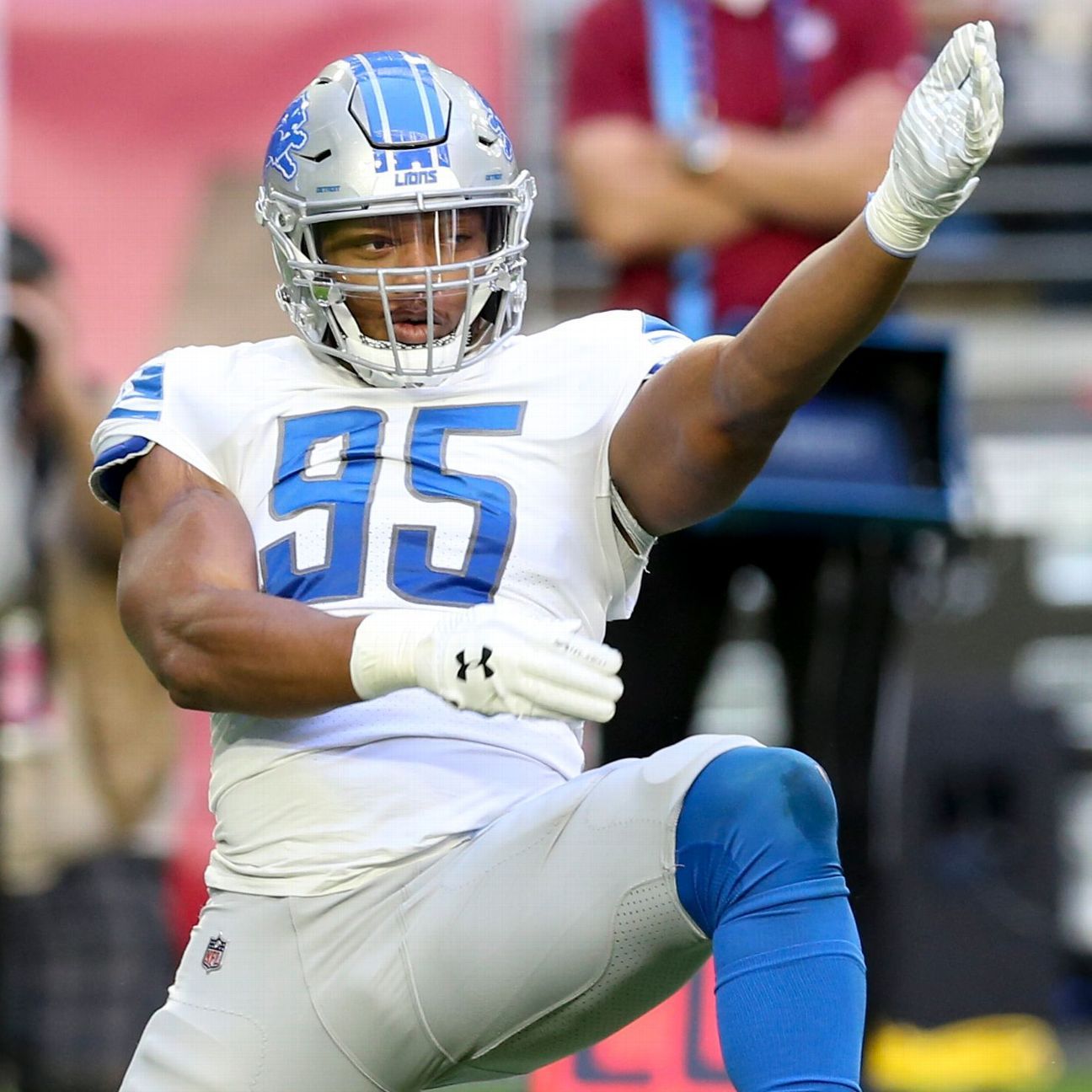 Can Detroit Lions EDGE Charles Harris Live Up to First-Round Draft