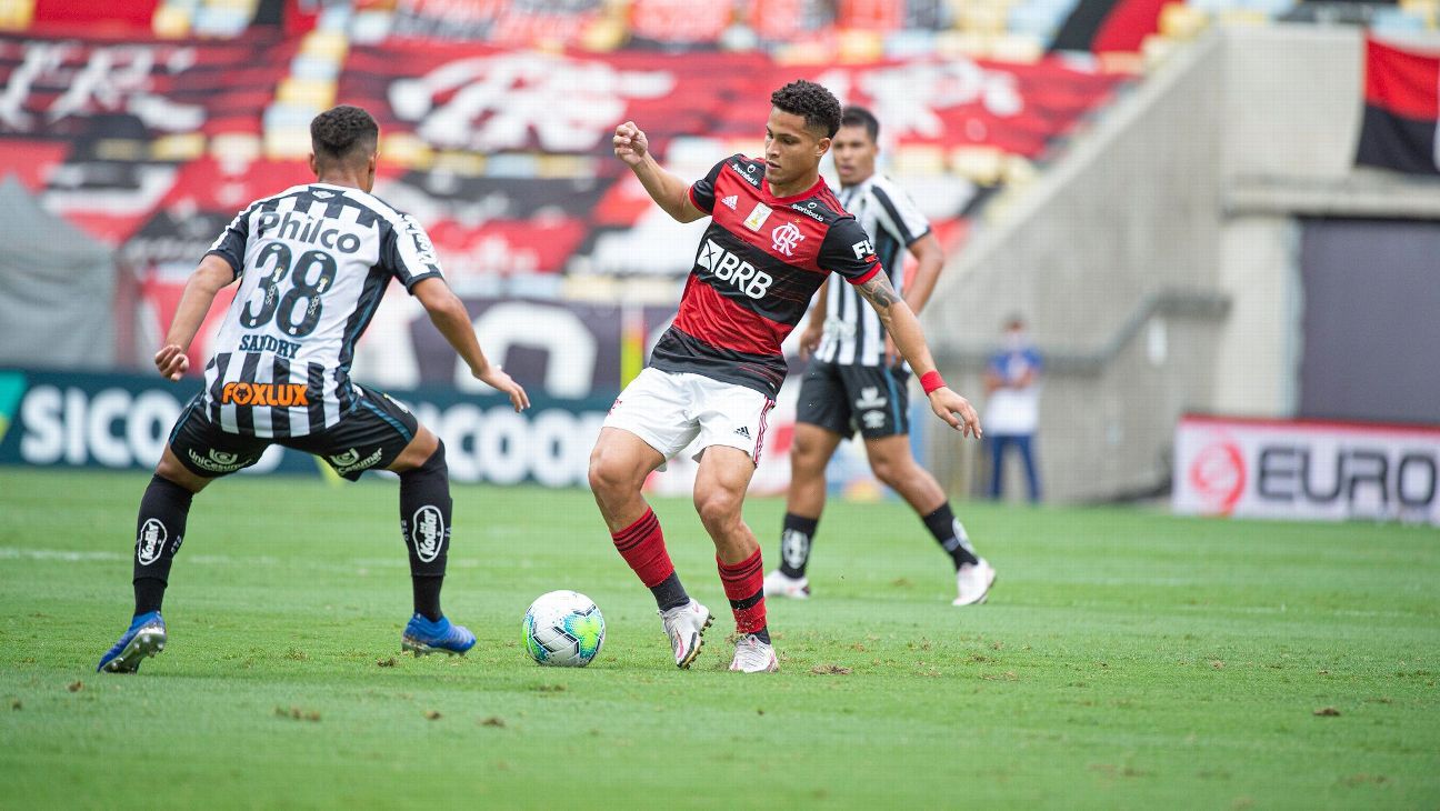 João Gomes conta como reagiu a elogios de Rogério Ceni