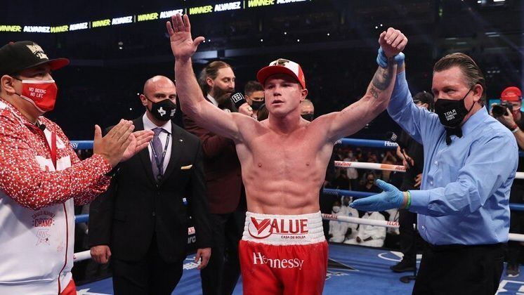 Why Canelo Álvarez is or is not the king of boxing per kilogram