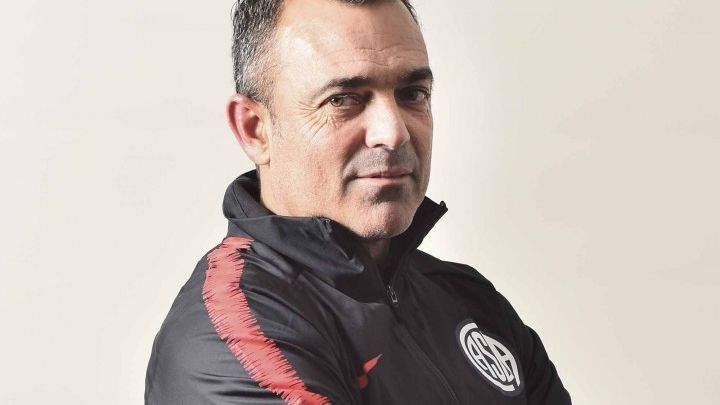 El argentino Rolando Carlen, ex ayudante de Pizzi, será el nuevo