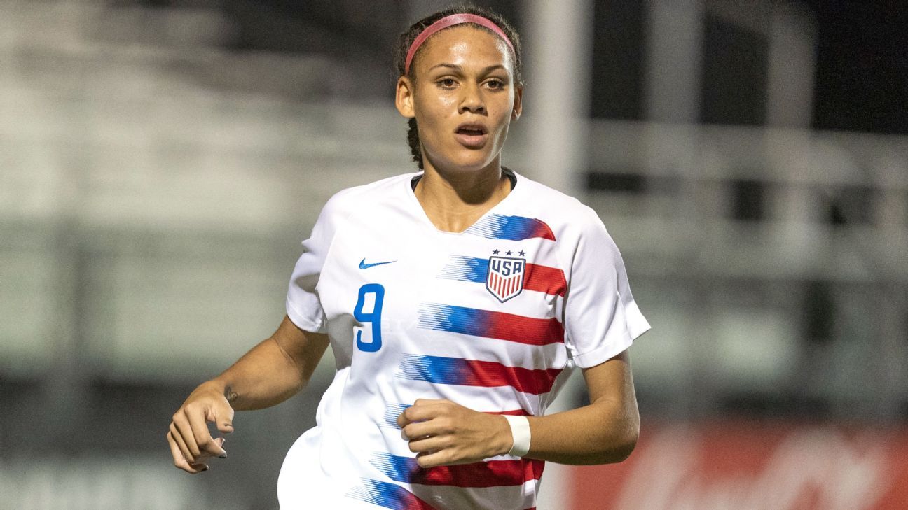 U.S. women's soccer sells record amount of jerseys