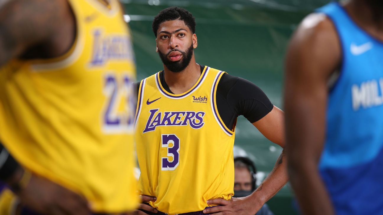 Anthony Davis of the Los Angeles Lakers says he’s looking to get out of “funk”