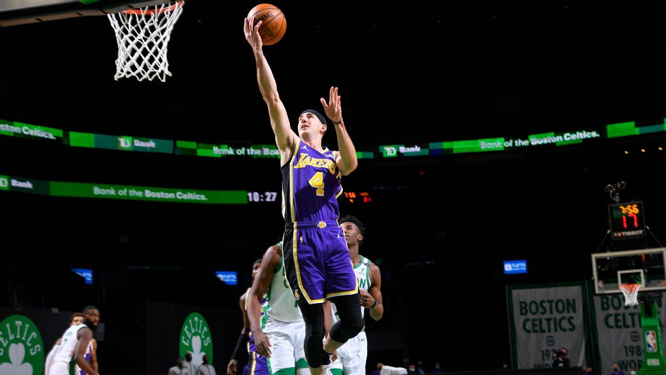Los Angeles Lakers Alex Caruso stops Boston Celtics, saves the team in the final seconds