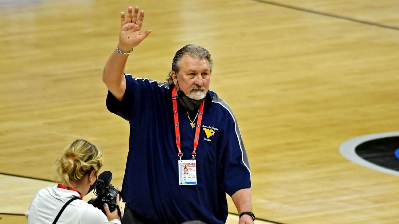 West Virginia Sixth Division I men’s coach Bob Huggins won 900 victories