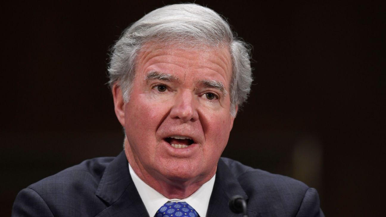Mark Emmert to step down as NCAA president by June 30, 2023