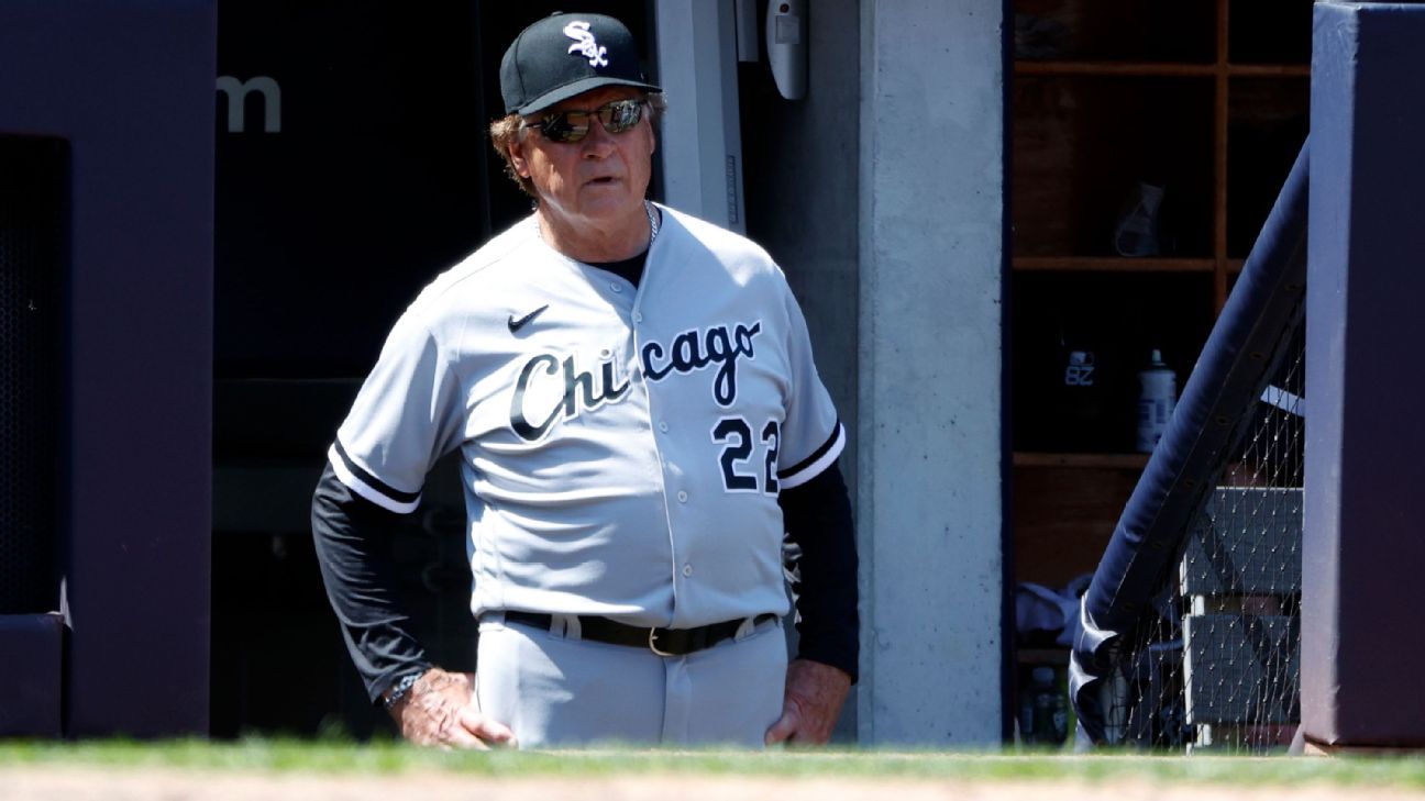 Chicago White Sox manager Tony La Russa says he respects San Francisco manager G..