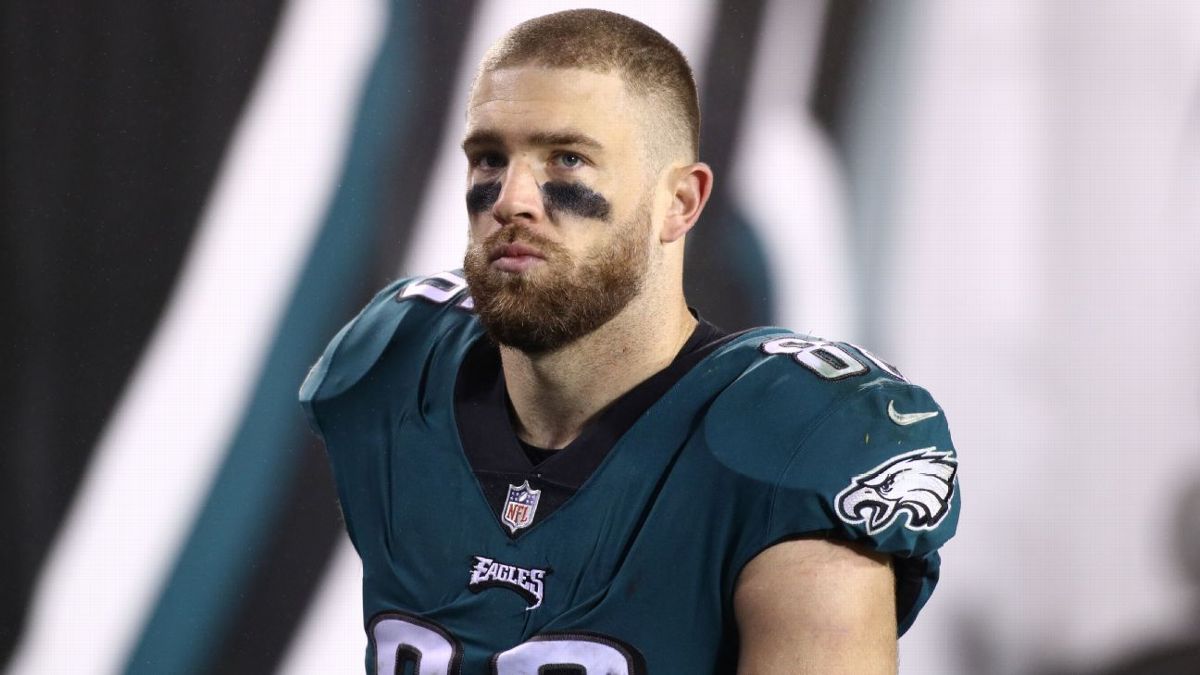 Sources: Eagles reunite with TE Ertz as Goedert has MCL sprain