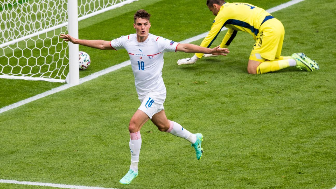 euro 2020 patrik schick goal