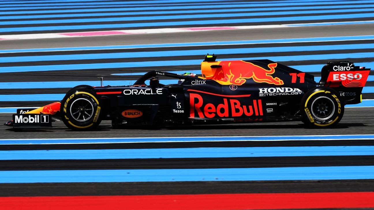 Seco Perez suffered in free seconds and dropped to 12th