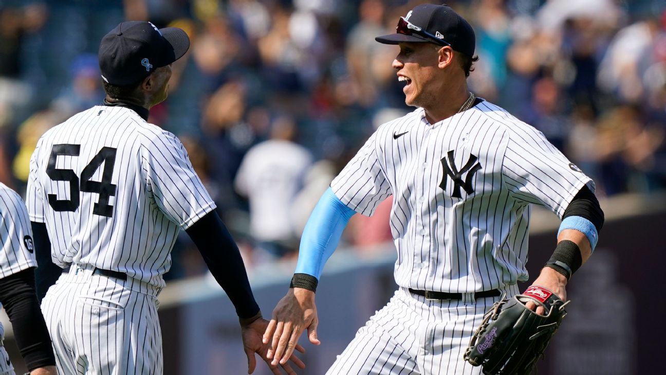 Yankees' New Third Baseman Hits Into Triple Play in First Home at Bat