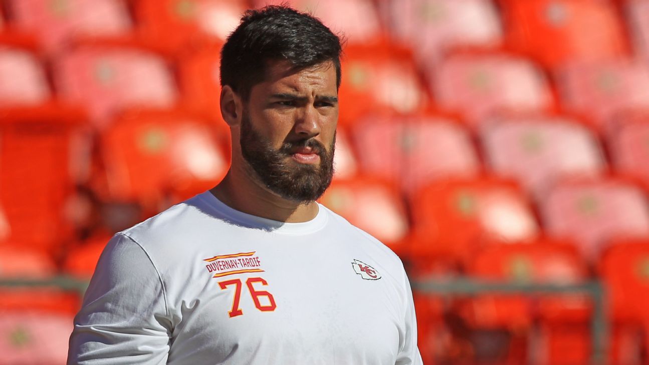 The Mentor: Laurent Duvernay-Tardif follows in footsteps of Chiefs