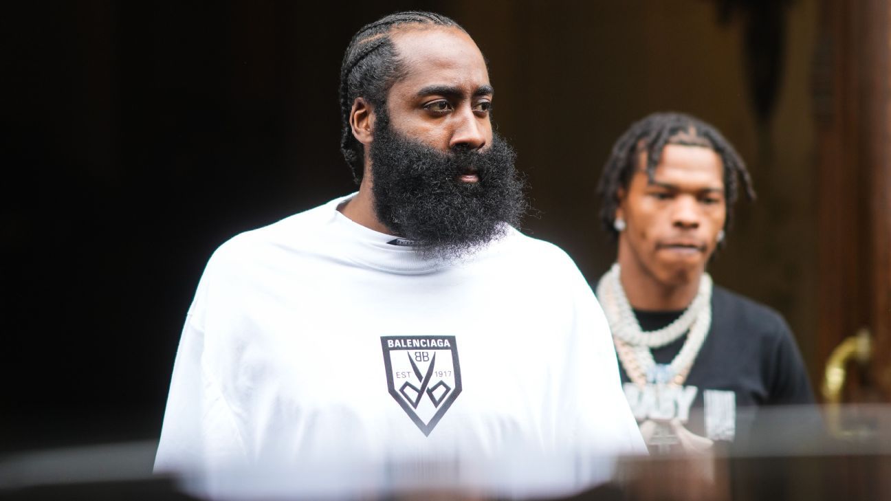 Brooklyn Nets&#39; James Harden stopped by police in Paris, not arrested
