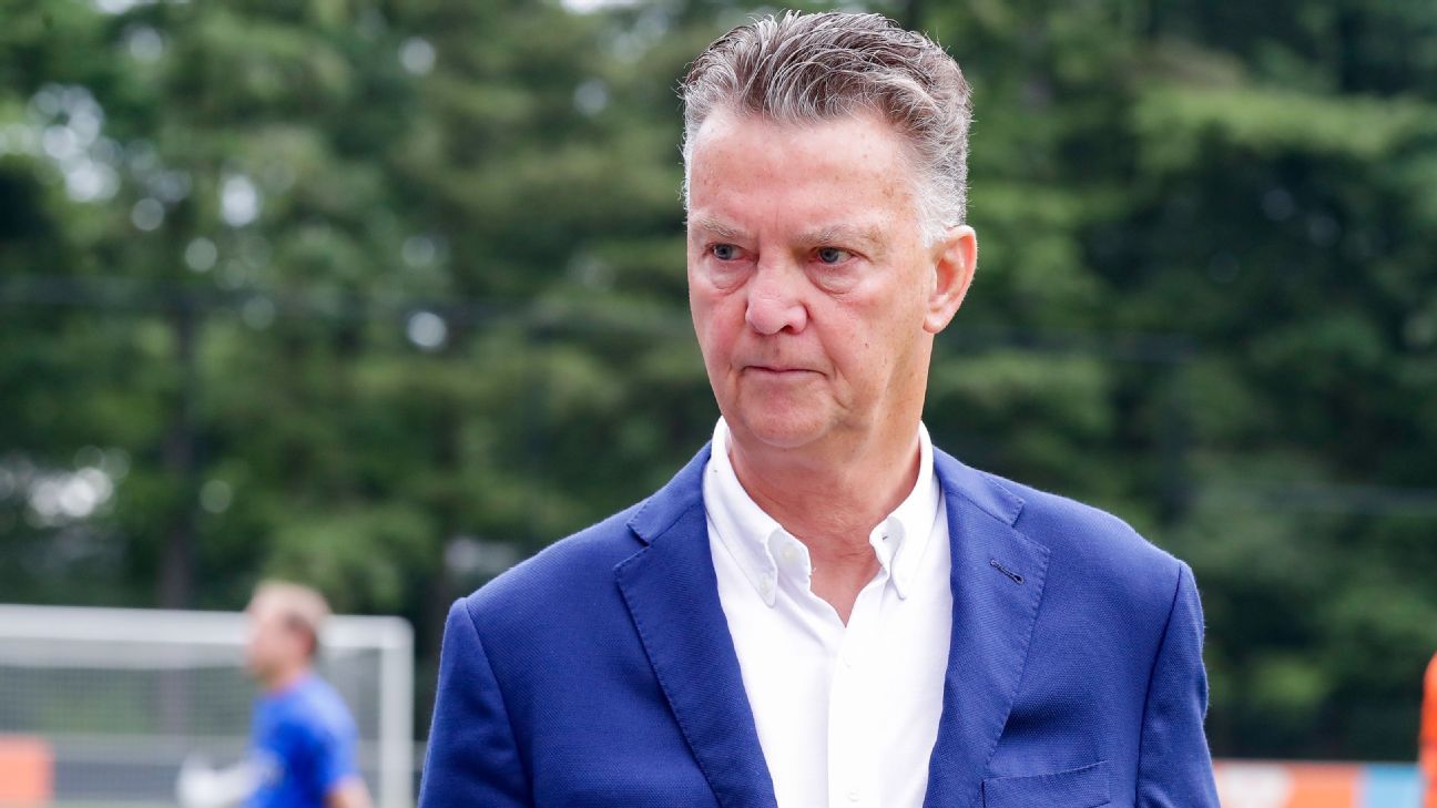 Bondscoach Louis van Gaal: WK Qatar ‘belachelijk’